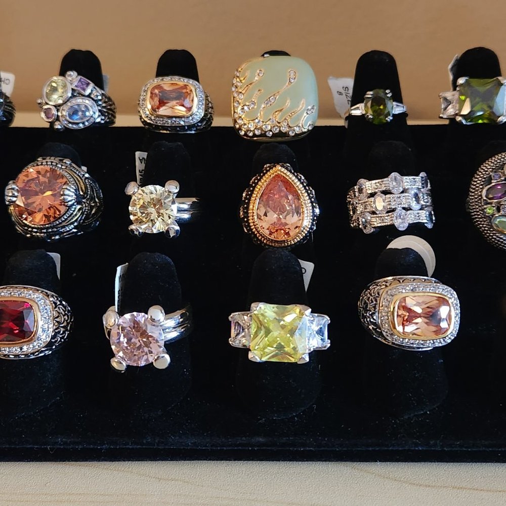 Brand New 18KGP Fashion Rings Size 8